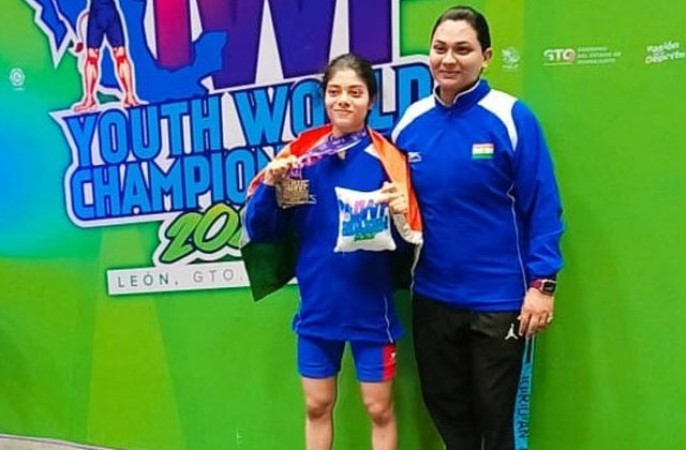 Indian weightlifters won so many medals in Youth World Championships