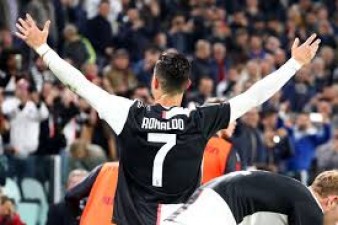 Juventus beats Bologna 2-0