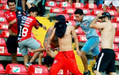 मैक्सिको में फुटबॉल मैच के दौरान हुआ हंगामा, दर्शकों के बीच हुई झड़प