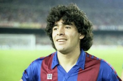 Legendary footballer Maradona's jersey was auctioned for so many crores.