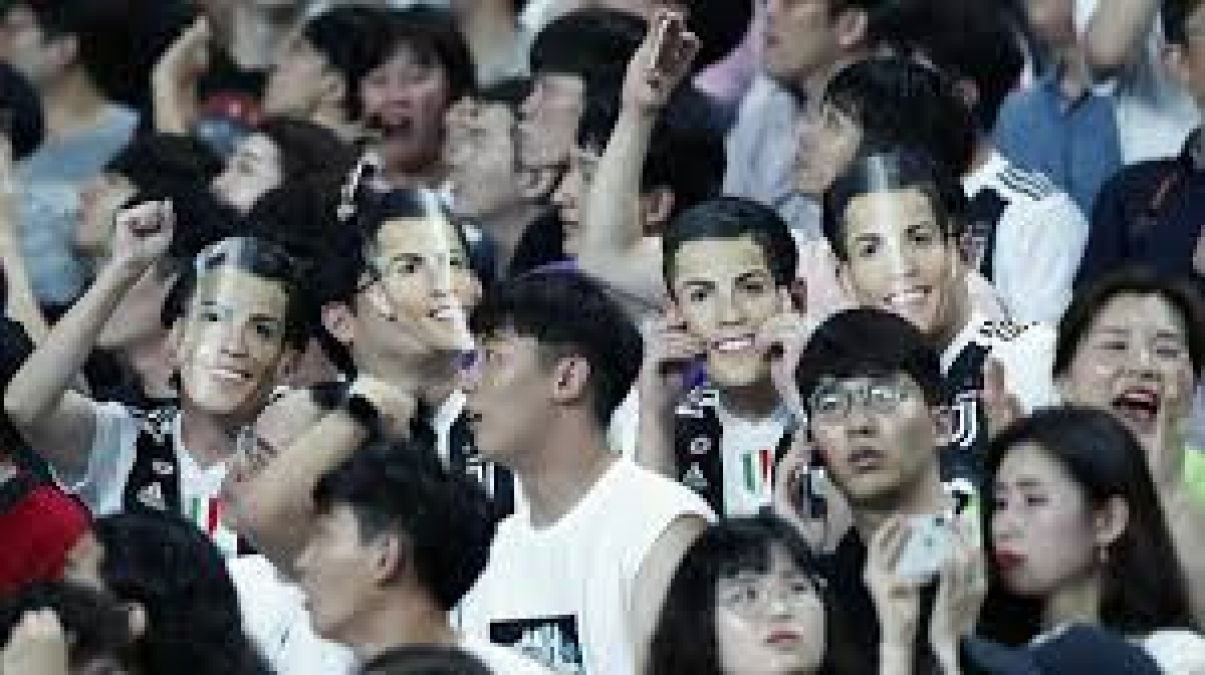 कोरिया पेशेवर फुटबॉल लीग का मैच बिना दर्शकों के हुआ शुरू
