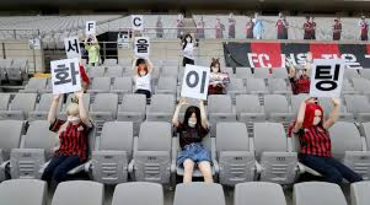 खेल के मैदान में सेक्स डॉल बैठाने पर कोरिया के फुटबॉल क्लब के खिलाफ केस दर्ज