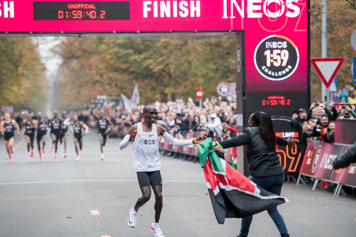 This Kenyan player created history, completed marathon in less than two hours