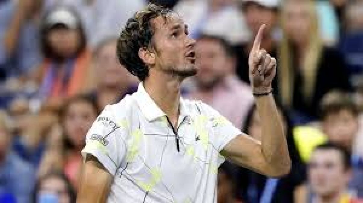 Daniil Medvedev fined after taunting US Open crowd