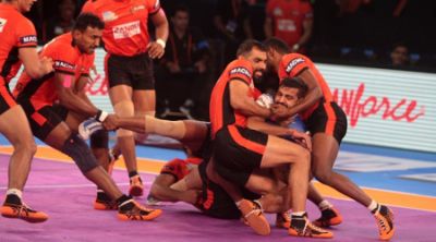 प्रो कबड्डी लीग 2017: यू-मुंबा ने रोमांचक मुकाबले में जयपुर पिंक पेंथर्स से लिया हार का बदला