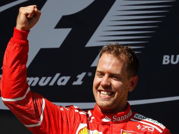 Sebastian Vettel signed three-year extension with Ferrari