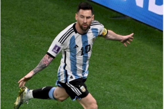 Lionel Messi happy to qualify for semifinals