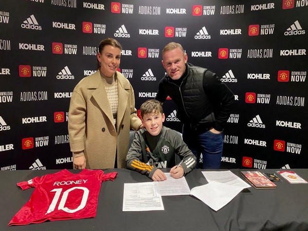Rooney’s 11-year-old son Kai signs for Manchester United academy