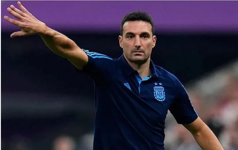 Argentina to offer World Cup-winning coach Scaloni new contract