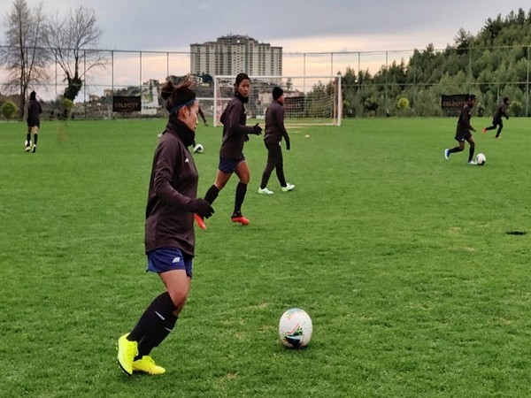 एएफसी महिला एशियाई कप की तैयारी सही रास्ते पर है: कोच Maymol