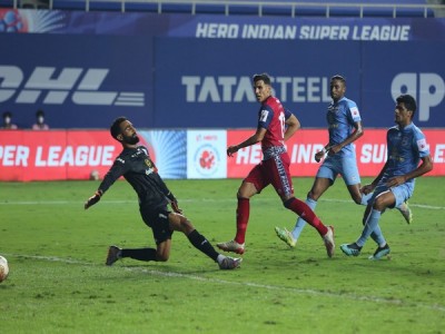 आईएसएल 7: जमशेदपुर ने मुंबई पर 2-0 से दर्ज की जीत