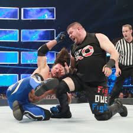 AJ Styles will defend his WWE Champion against Sami Zayn and Kevin Owen at Royal Rumble.