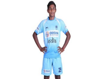 Colts striker Karthi wants to represent India