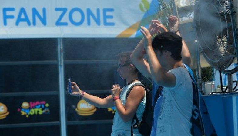 Australian Open 2019:  Play suspended due to heatwave, temperature records 44 degrees