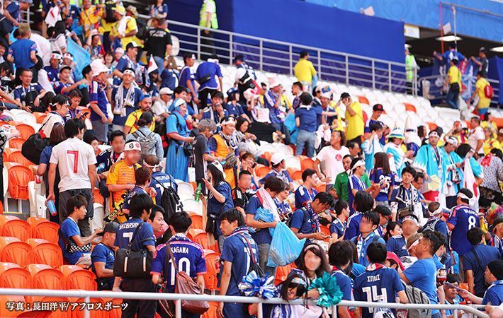 Japanese took initiative to clean the stadium after the Japan-Senegal match