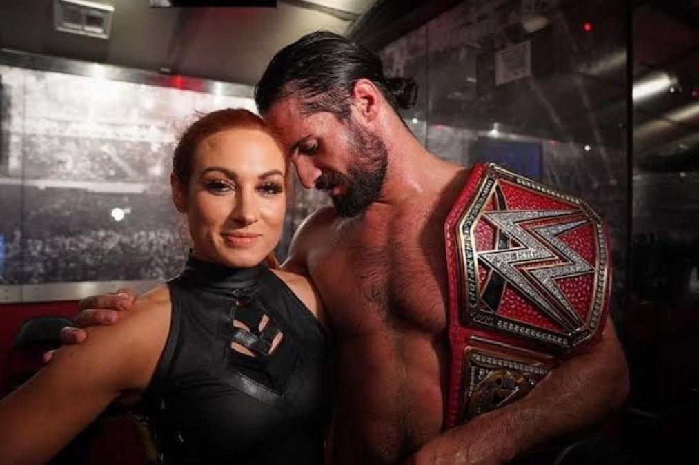 WWE: रेसलिंग जोड़ी सैथ रॉलिन्स और बैकी लिंच ने की शादी