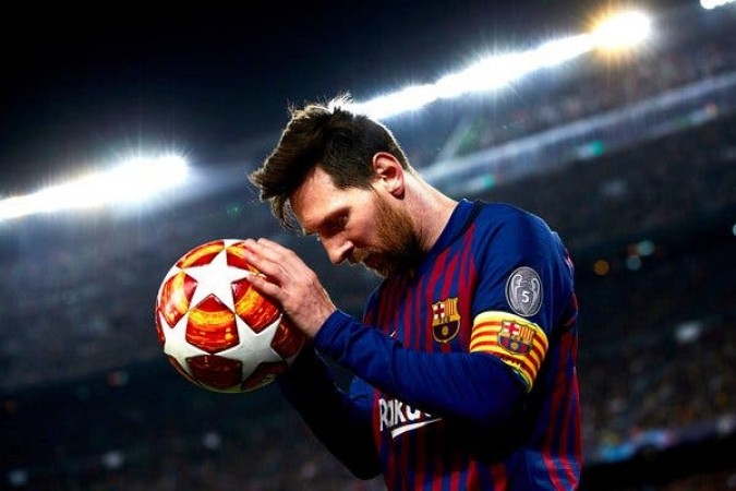 Legendary footballer Lionel Messi to stay in Barcelona?