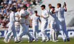 इंग्लैंड ने पाकिस्तान को 141 रन से हराया