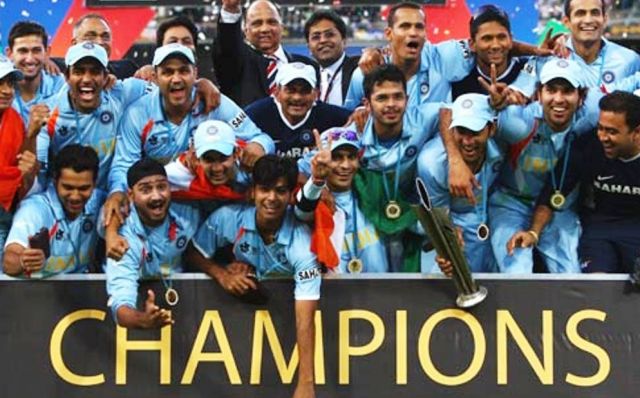क्रिकेट दिग्गजों ने माना भारत है T-20 का प्रबल दावेदार