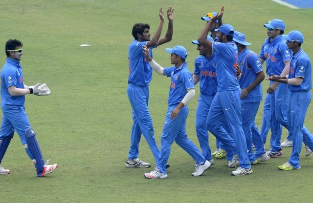 U-19 विश्वकप के फाइनल में पहुंची भारत, 97 रन से हारी श्रीलंका
