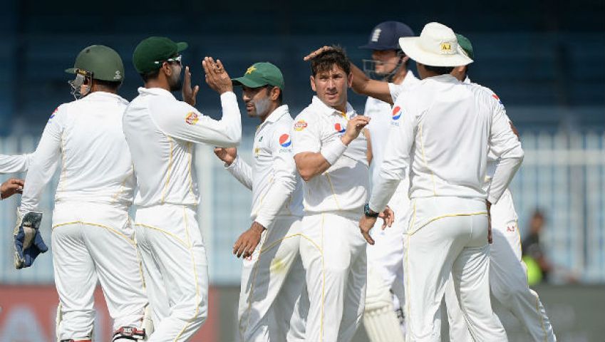 Another test with Australia led Pakistan down