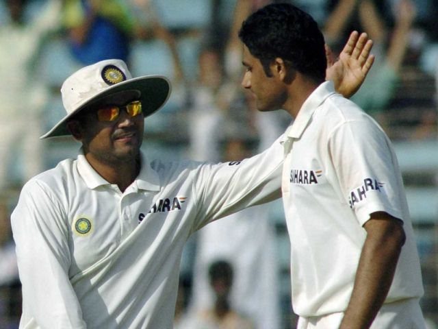 Meeting of the mind:Anil Kumble Deals with Rahul Dravin And MS Dhoni