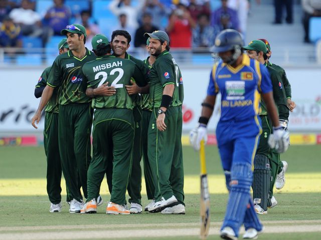 ODI : पाकिस्तान ने श्रीलंका को 135 रनों से हराया