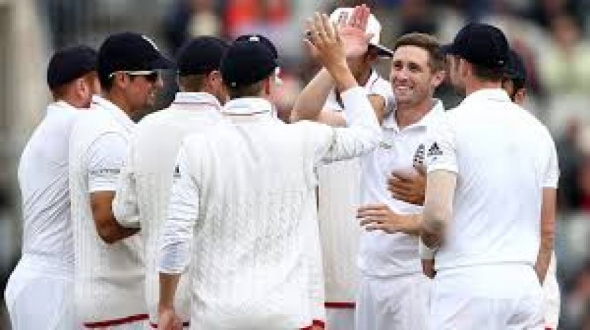 इंग्लैंड ने पाकिस्तान को दूसरे टेस्ट में 330 रन से हराया