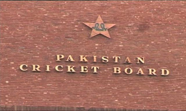अब पाकिस्तान भी T-20 टूर्नामेंट कराने की तैयारी में