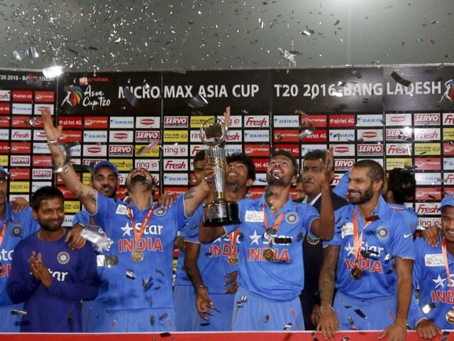 एशिया कप फायनल: बांग्लादेश को हारकर भारत ने छटवीं बार किया एशिया कप अपने नाम
