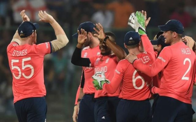 World cup T-20 इंग्लैंड ने श्रीलंका को 10 रन से हराकर सेमीफाइनल में जगह बनाई