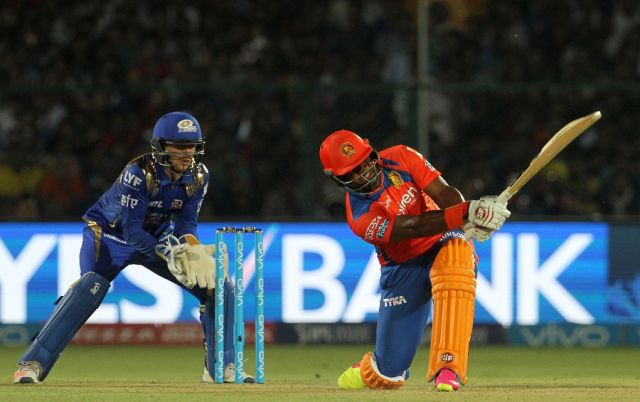 IPL9 : गुजरात ने मुंबई को दिखाया बहार का रास्ता, 6 विकेट से दी मात