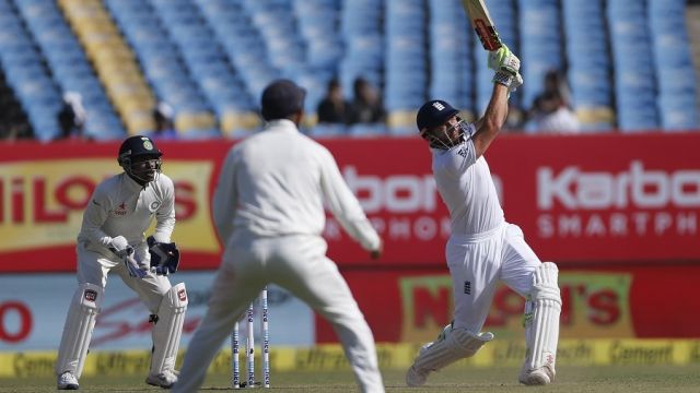 राजकोट टेस्ट : 450 पर पहुंचा इंग्लैंड, बेन स्टोक्स शतक के करीब