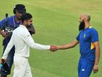 बेंगलुरू टेस्ट : भारत ने जीता टॉस, पहले गेंदबाजी का फैसला