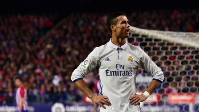 Cristiano Ronaldo hat-trick downs Atletico Madrid, Twitter Followed Suit