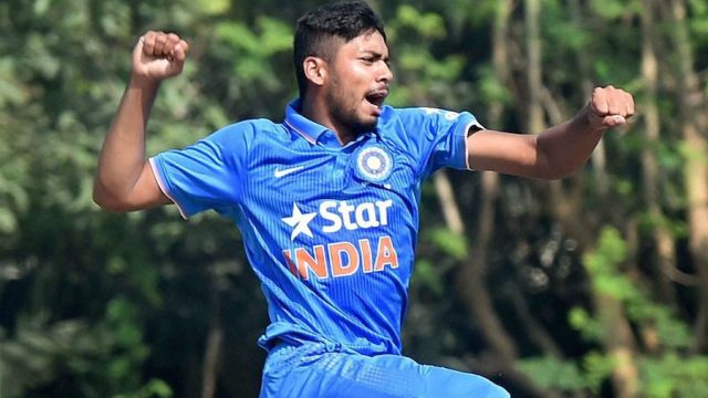 अवेश खान की ताबड़तोड़ गेंदबाजी ने बांग्लादेश को रौंदा