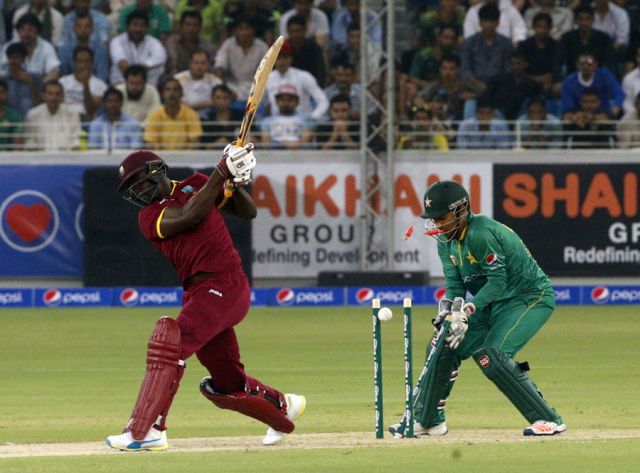 पाकिस्तान के सामने वेस्टइंडीज की करारी हार