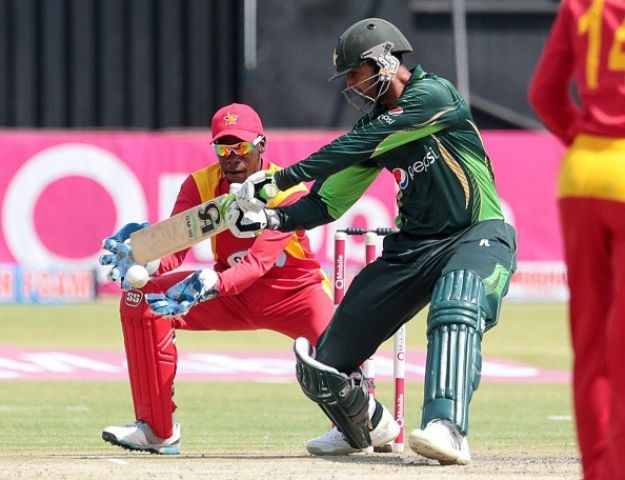 टी-20 क्रिकेट :  पाकिस्तान ने जिम्बाब्वे को दी करारी हार