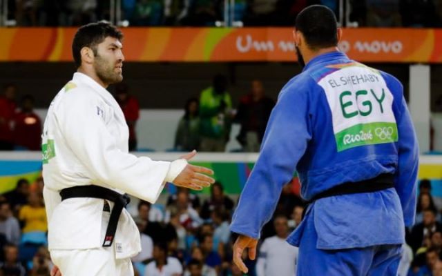 जानिये किस वजह से इजराइल के इस खिलाडी को इंटरनेशनल ओलिंपिक कमेटी ने वापस भेजा घर....