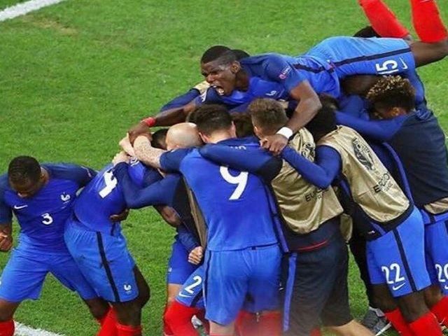 यूरो कप लाइव : फ्रांस ने पहले हाफ में आइसलैंड पर दागे चार गोल