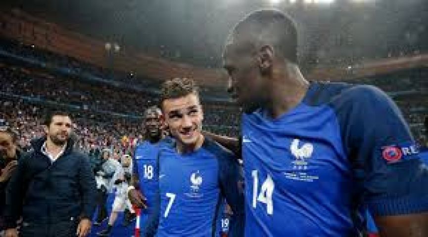 यूरो कप :  फ्रांस ने पहले हाफ में 1-0 की बढत बनाई
