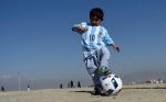 मेस्सी के नन्हे अफगानी फैन को मिल रही धमकी, देश छोड़ा