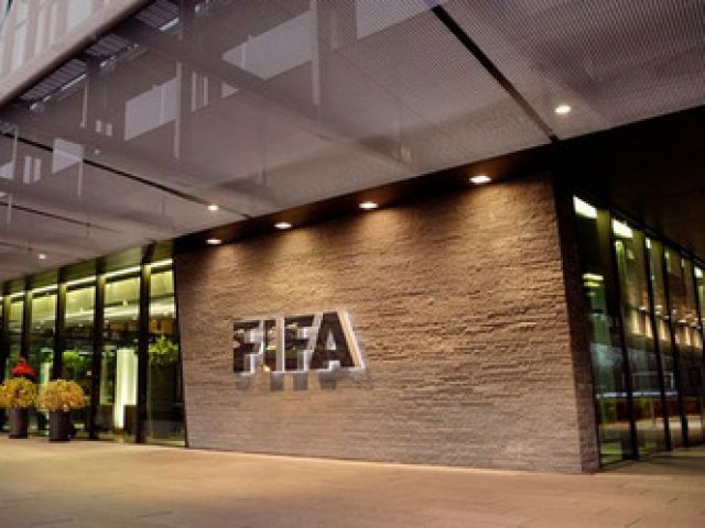 फीफा ने कतर फुटबॉल संघ के उपाध्यक्ष पर लगाया प्रतिबन्ध
