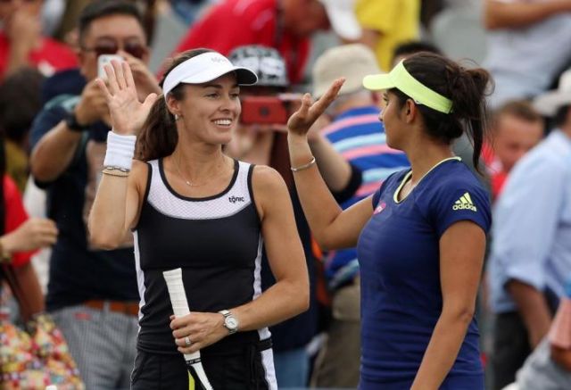 WTA फाइनल्स में सानिया और मार्टिना का विजयी आगाज