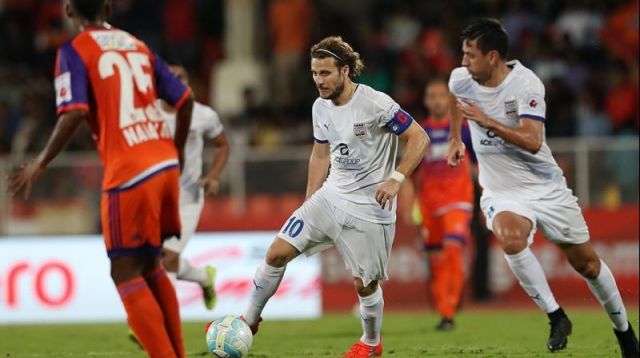 ISL 2016: Mumbai FC beats Northeast United FC