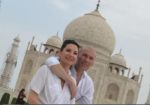 पत्नी के साथ ताज महल का दीदार करने पहुंचे जिदान