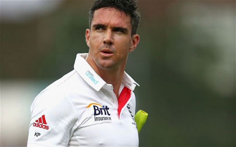 टेस्ट मैचों में वेतन बढ़ाने का पीटरसन ने किया आग्रह