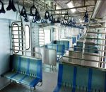 मुंबई में चलेगी देश की पहली AC लोकल ट्रेन