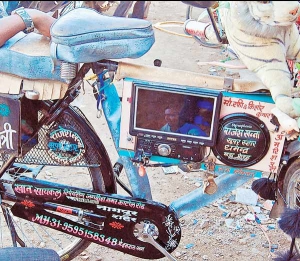 साइकिल में लगे LCD स्क्रीन, म्यूजिक प्लेयर, चलती है तो बजते है गाने