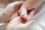 दिमागी रुप से मृत महिला ने दिया स्वस्थ बच्चे को जन्म